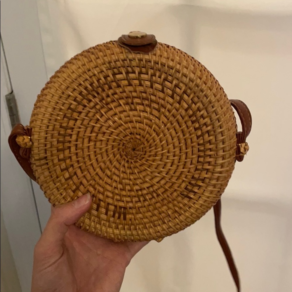 Circle Crossbody Bag